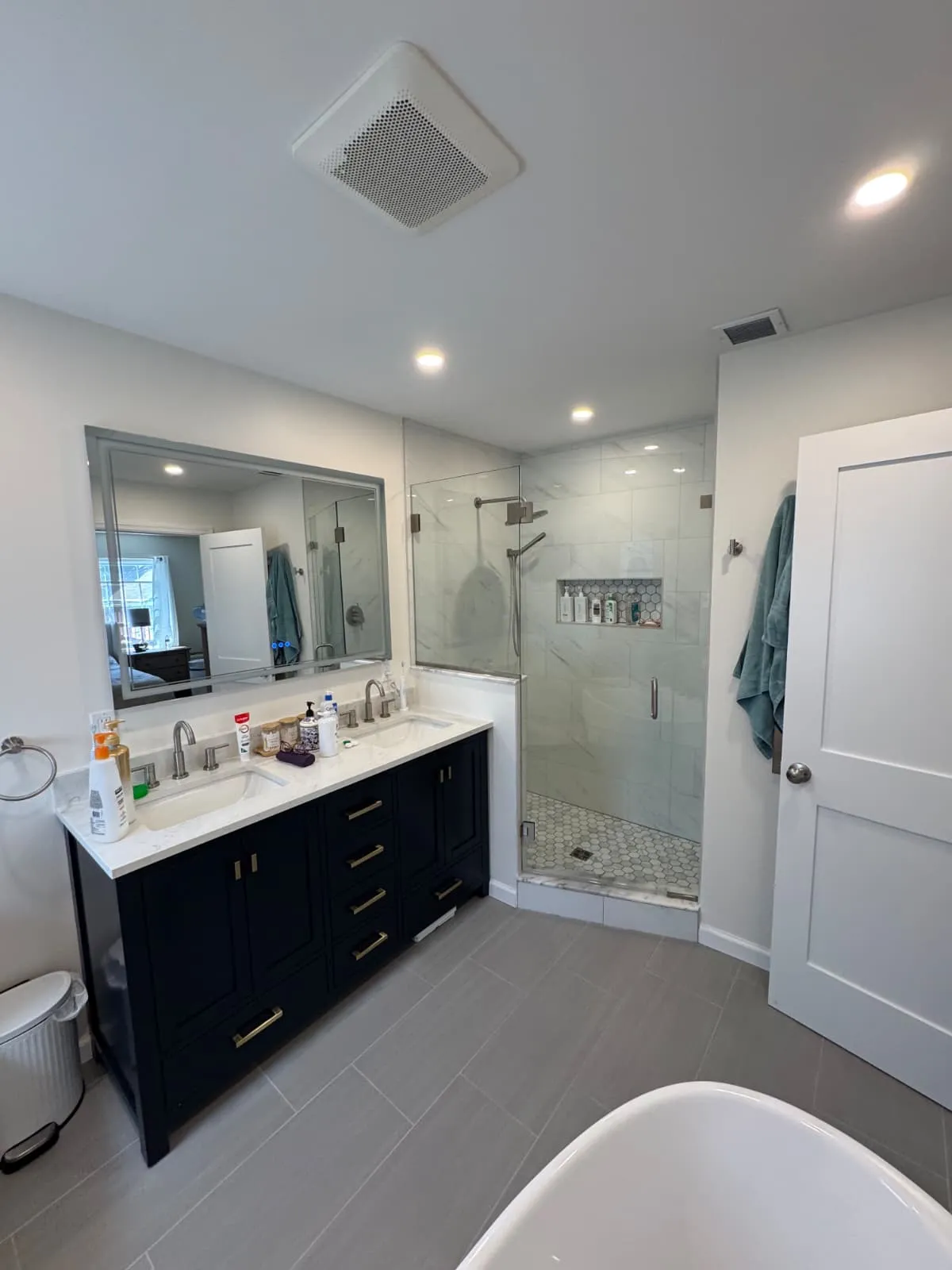 Shower door installation Connecticut - All Glass and Mirror LLC