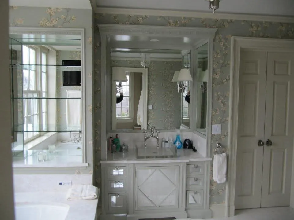 Custom mirror wall installation Connecticut - All Glass and Mirror LLC